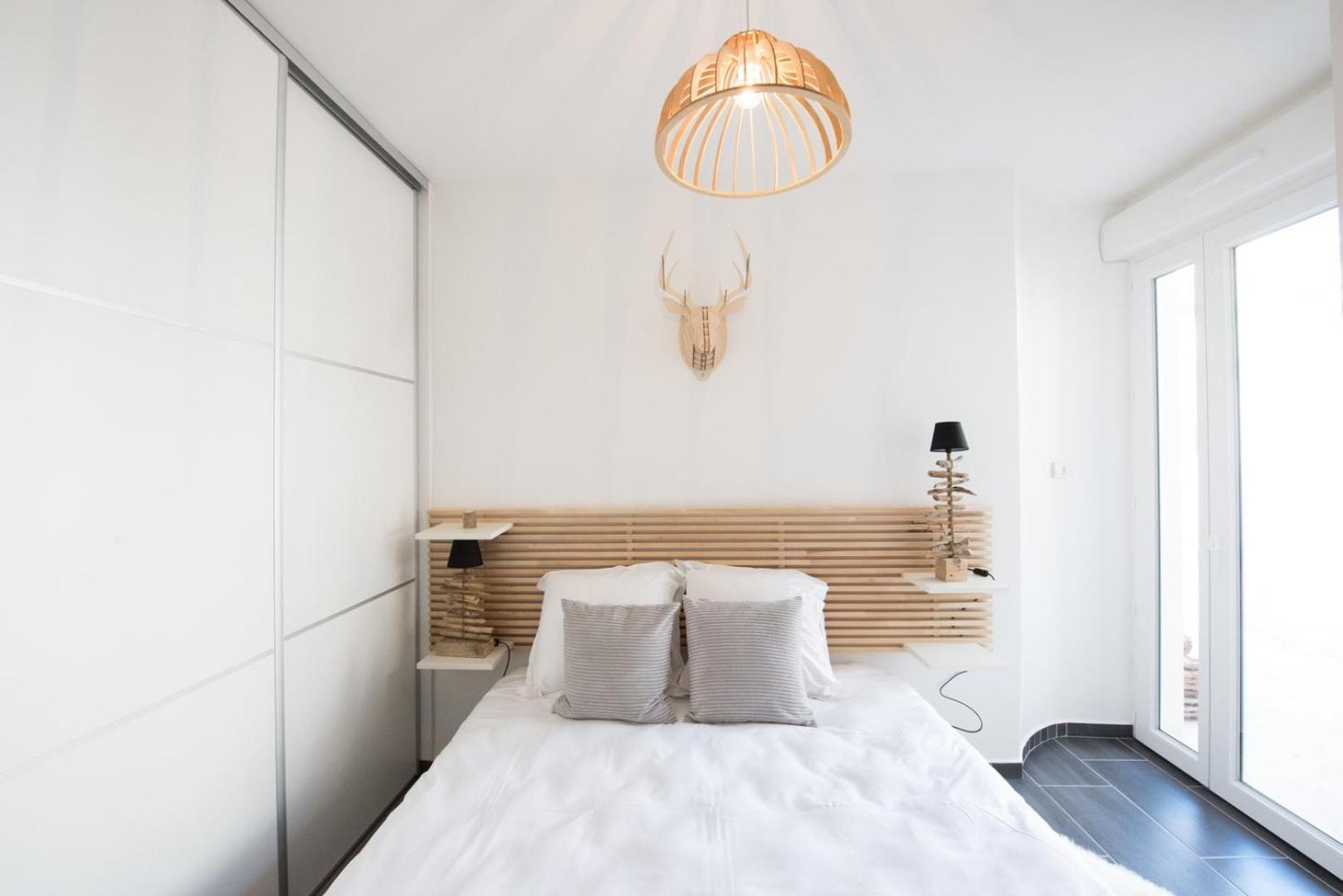 Le Hirvi - Cocon Zen Et Epure A 10Min Vieux Lyon Apartment ภายนอก รูปภาพ